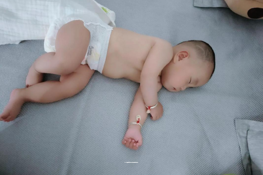 西双版纳宝宝口水多怎么回事